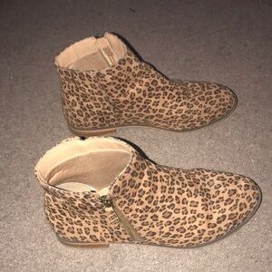Leopard Print Ankle Boots Womens size 8 girls size 6
